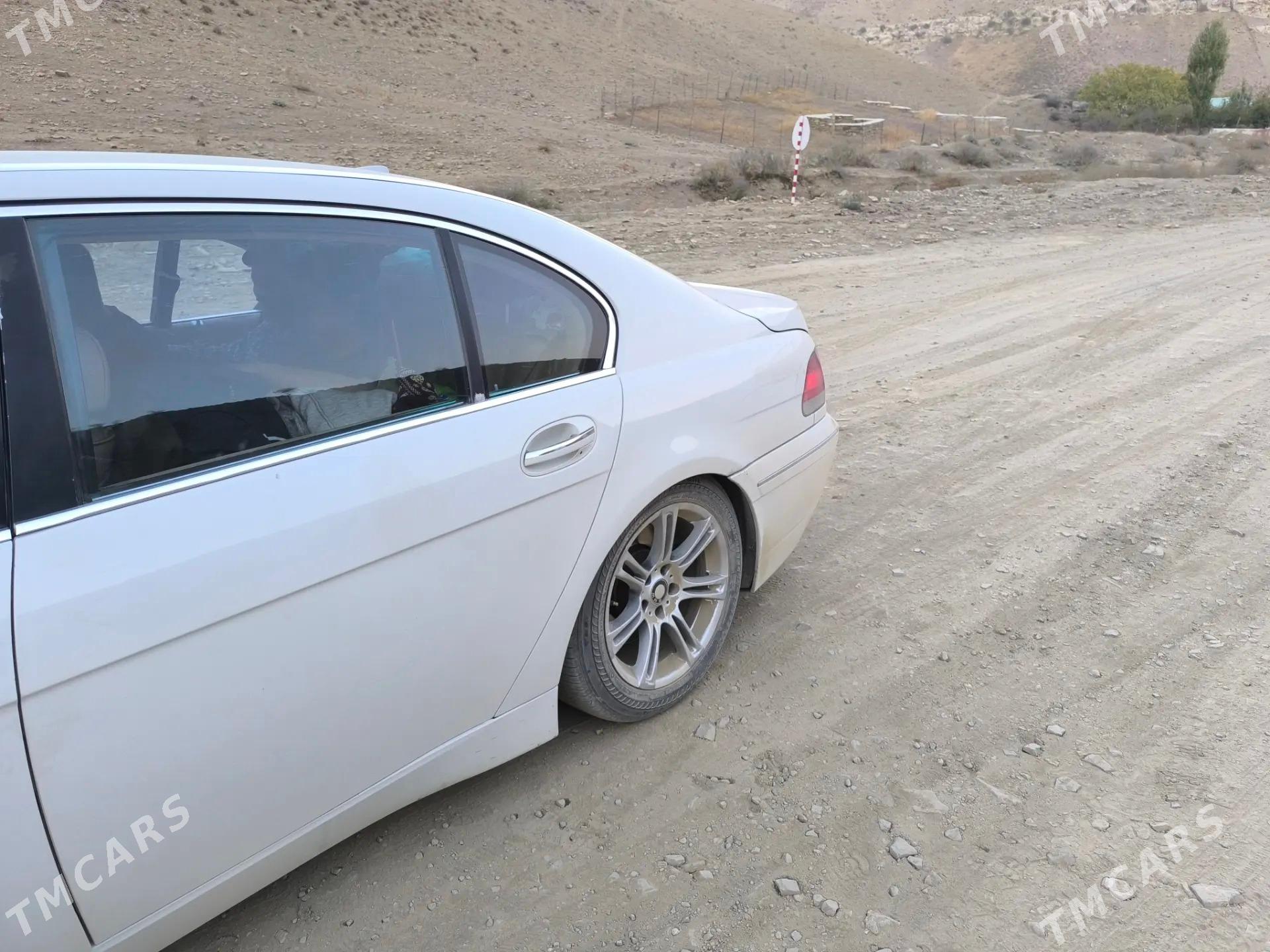 BMW 745 2002 - 130 000 TMT - Ашхабад - img 1