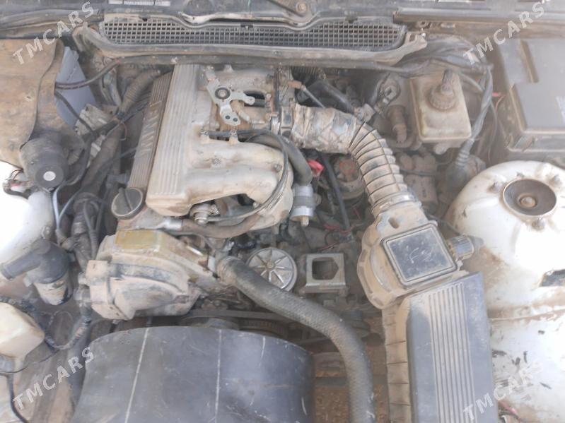 BMW 320 1992 - 31 000 TMT - Сакар - img 8
