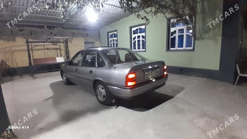 Opel Vectra 1989 - 50 000 TMT - Murgap - img 4