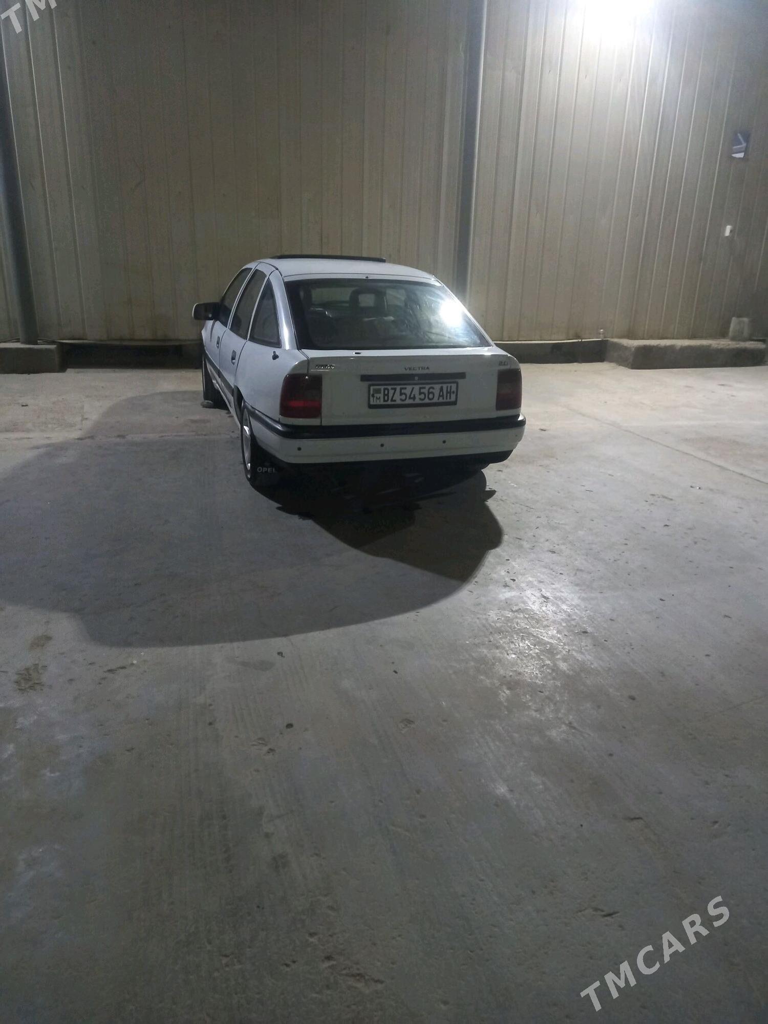 Opel Vectra 1990 - 23 000 TMT - Анев - img 3