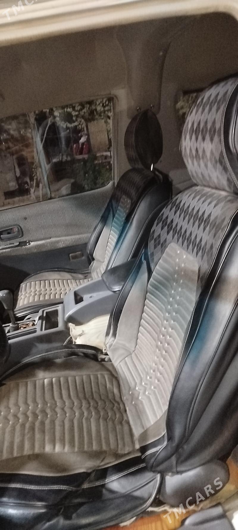 Toyota Town Ace 1994 - 45 000 TMT - Мургап - img 4