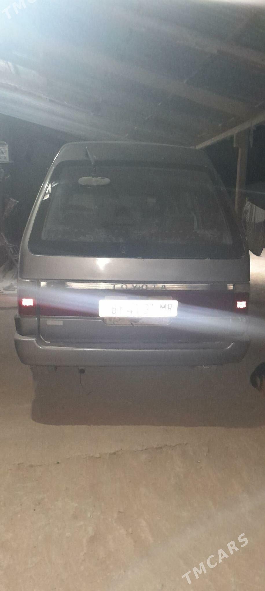 Toyota Town Ace 1990 - 19 000 TMT - Ýolöten - img 2