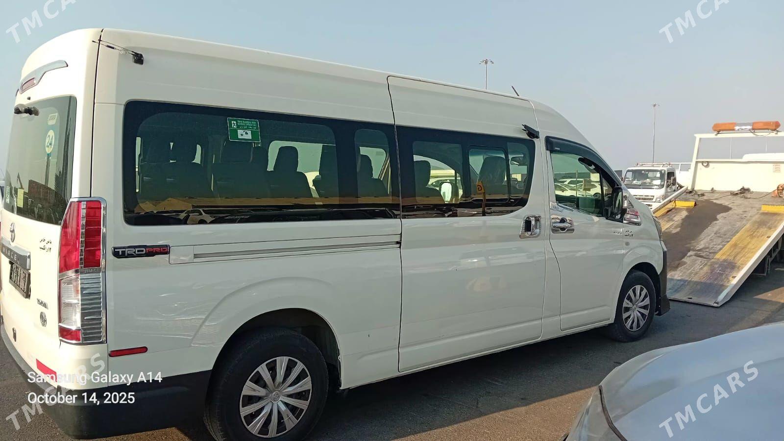 Toyota Hiace 2020 - 710 000 TMT - Гёкдепе - img 3