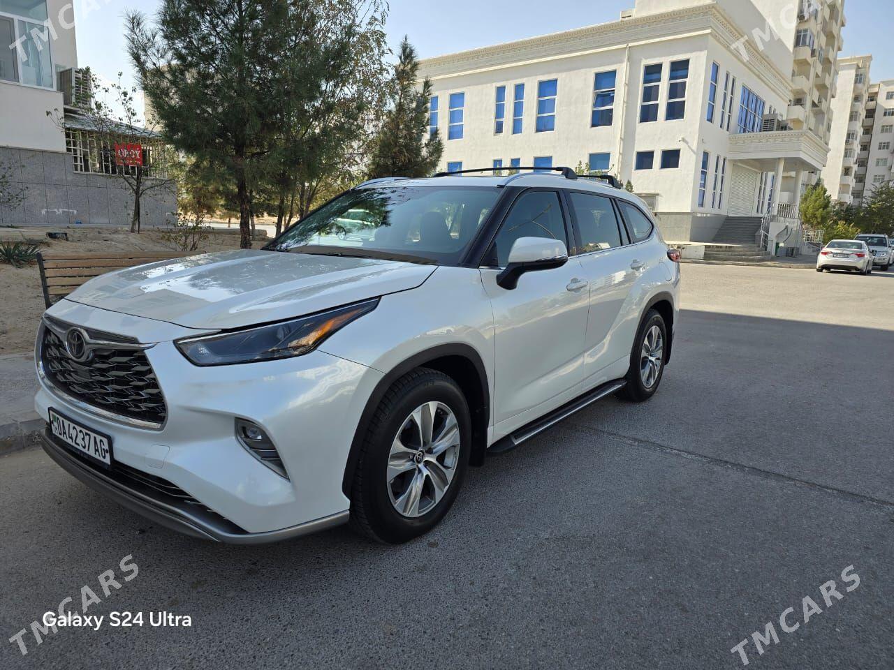 Toyota Highlander 2021 - 575 000 TMT - Ашхабад - img 1