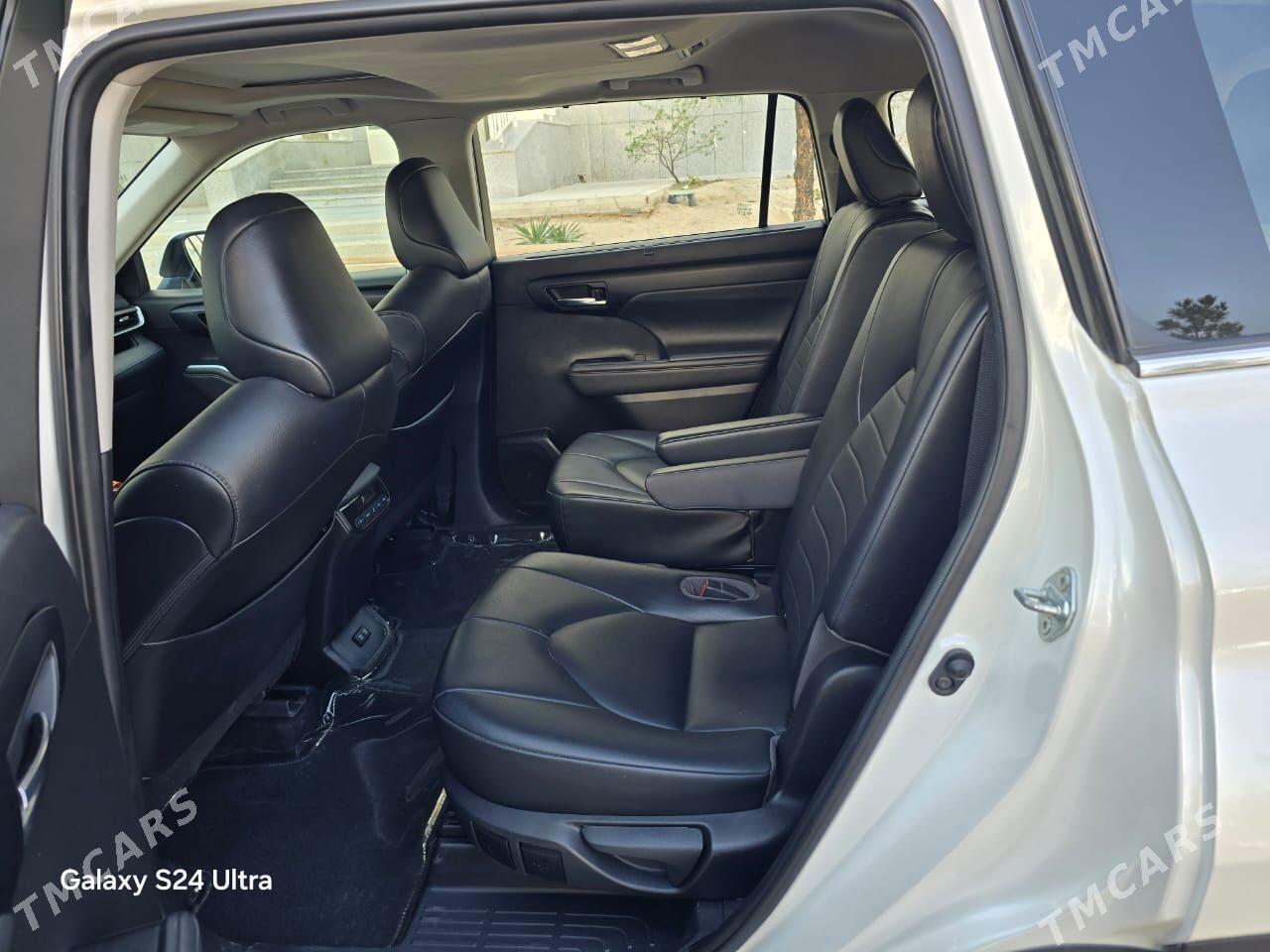 Toyota Highlander 2021 - 575 000 TMT - Ашхабад - img 5