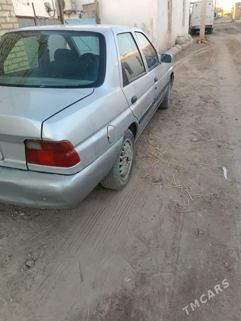 Ford Escort 1997 - 20 000 TMT - Türkmenabat - img 6