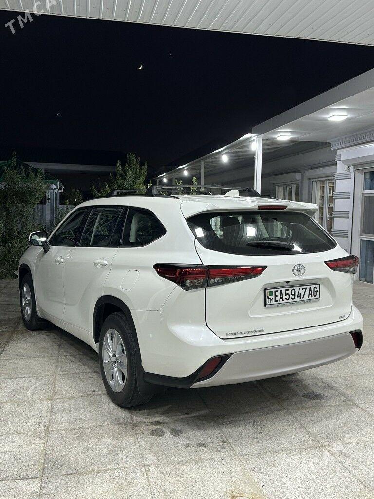 Toyota Highlander 2021 - 580 000 TMT - Ашхабад - img 4
