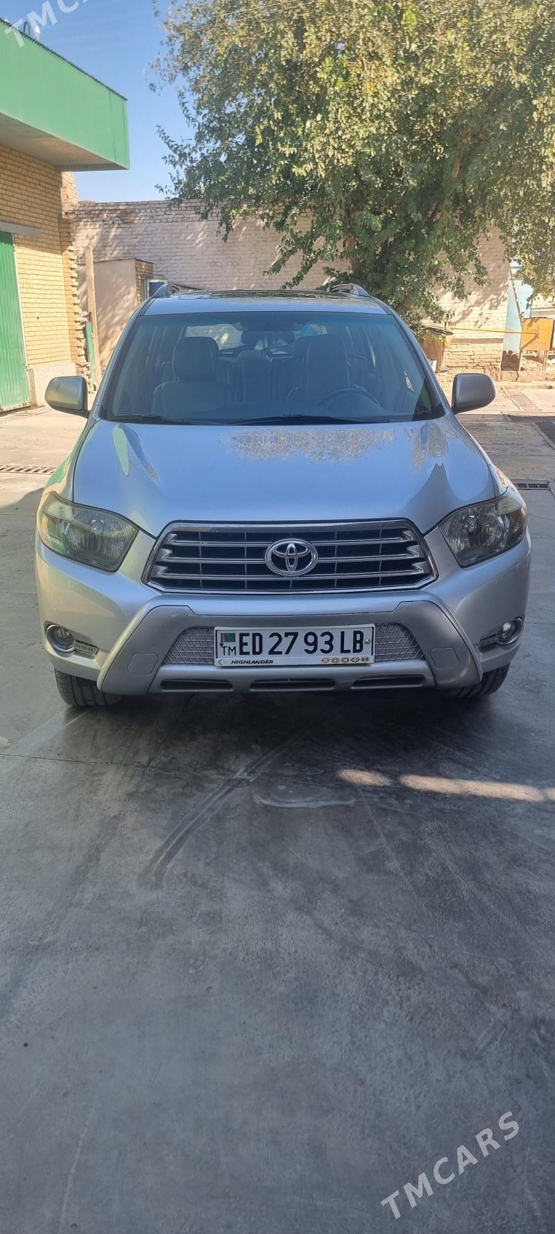 Toyota Highlander 2010 - 350 000 TMT - Халач - img 9