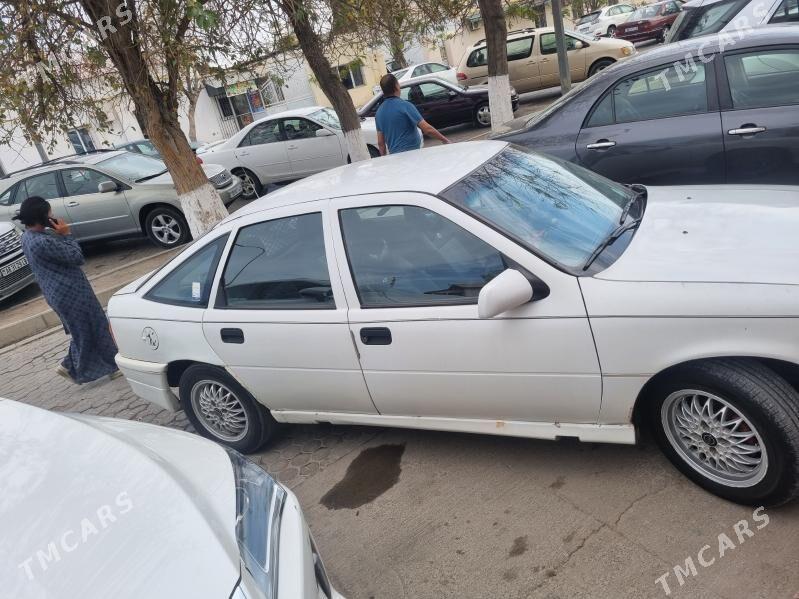 Opel Vectra 1991 - 30 000 TMT - Туркменабат - img 2