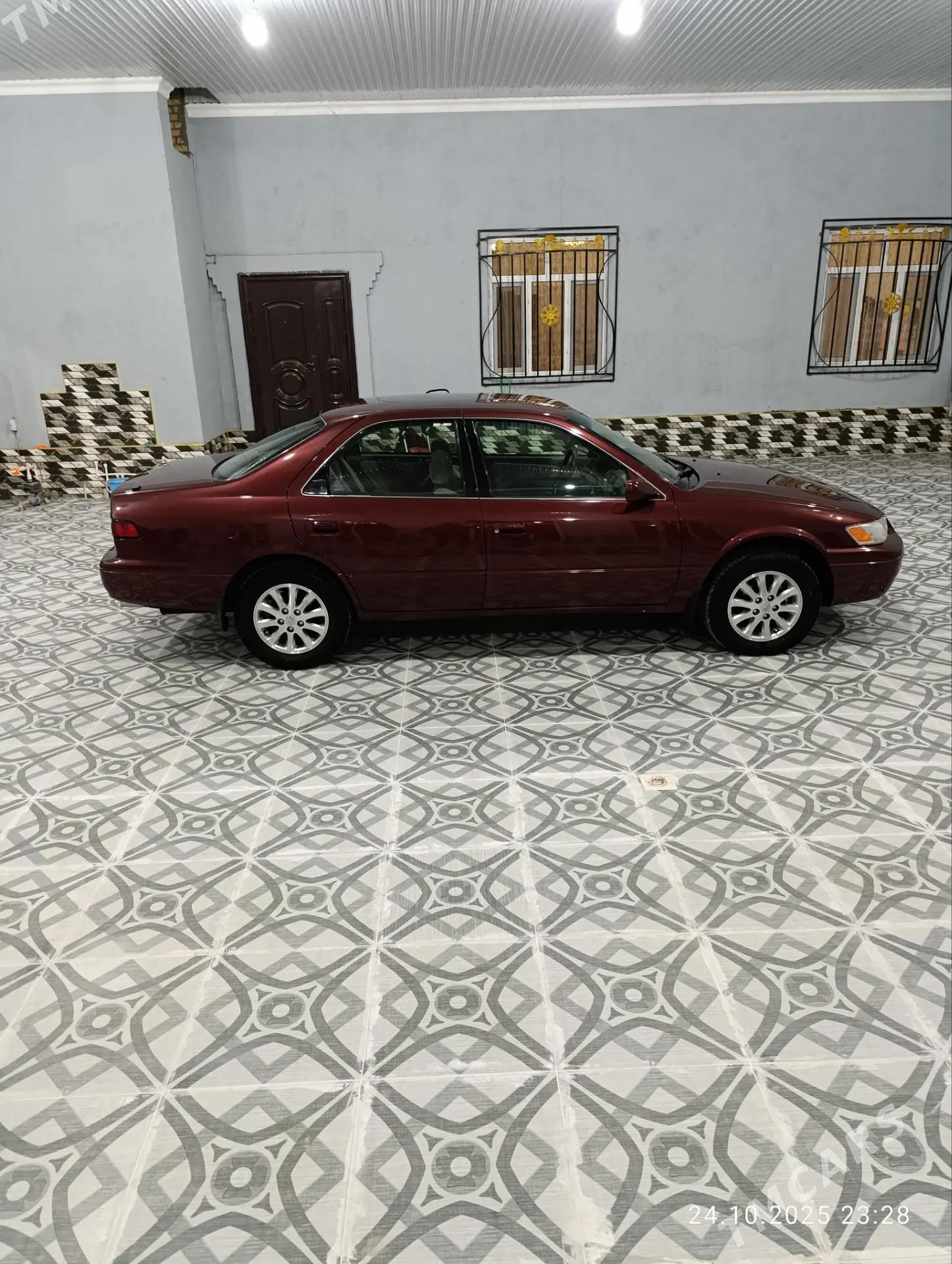Toyota Camry 1999 - 140 000 TMT - Дянев - img 3
