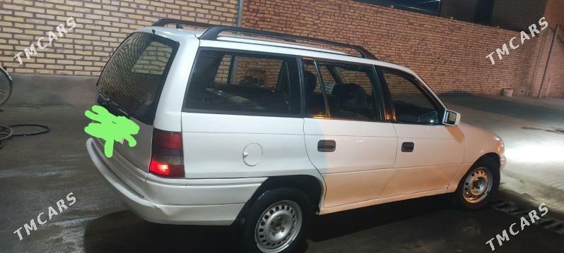 Opel Astra 1993 - 43 000 TMT - Серахс - img 3