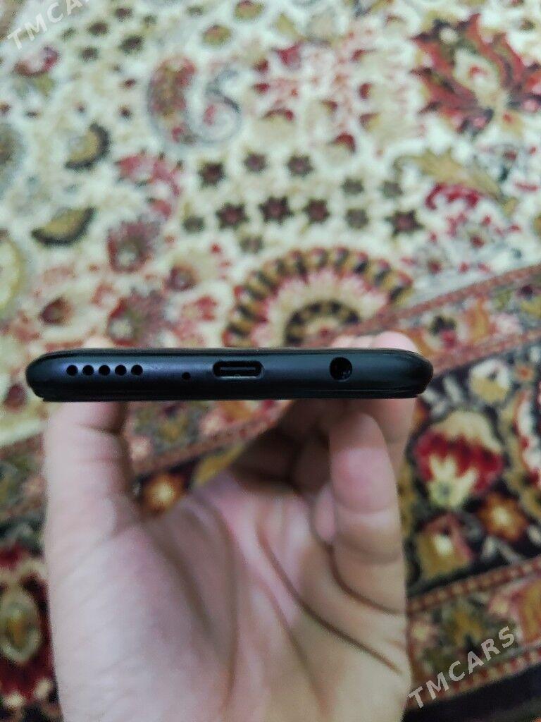 Huawei P40 lite - Мары - img 1