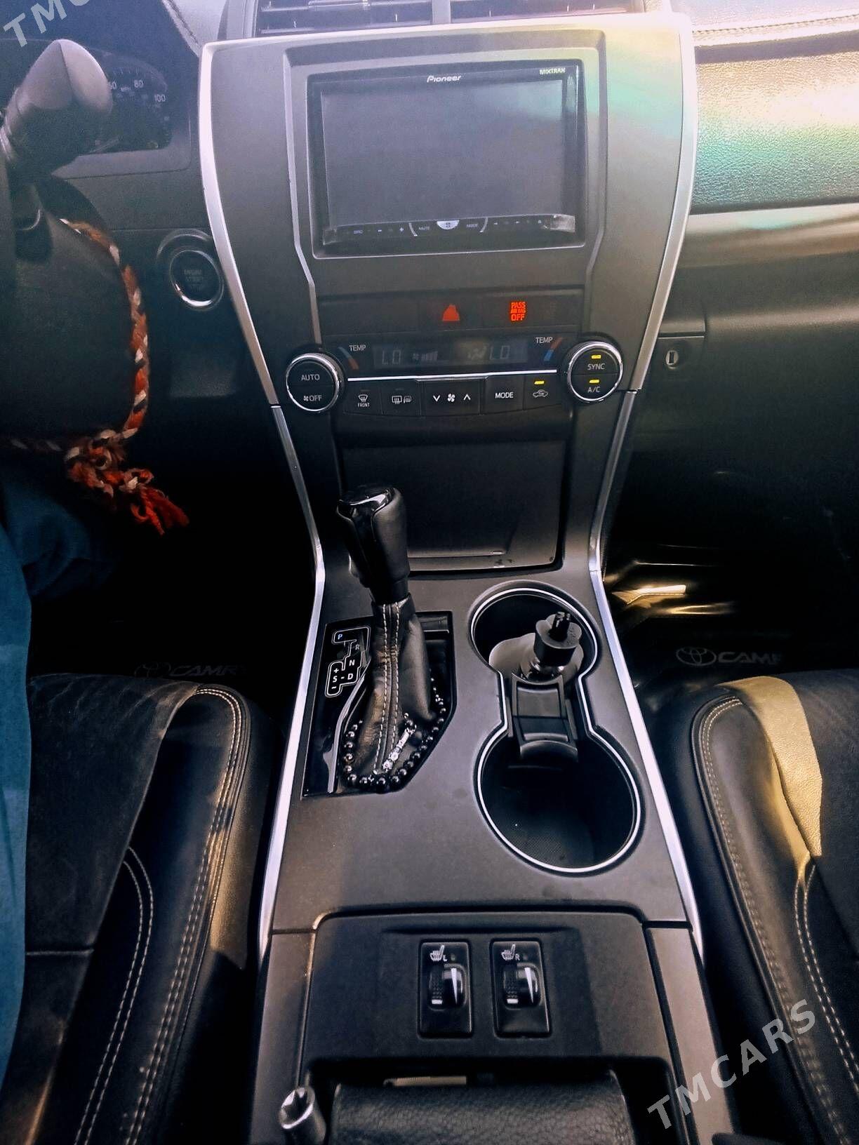 Toyota Camry 2017 - 285 000 TMT - Ашхабад - img 2