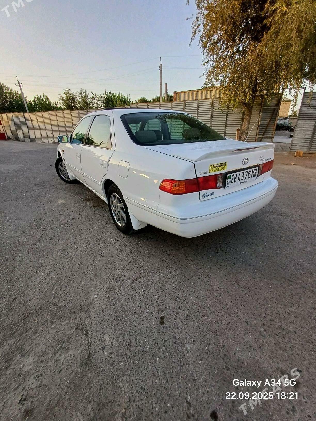 Toyota Camry 1997 - 155 000 TMT - Baýramaly - img 3