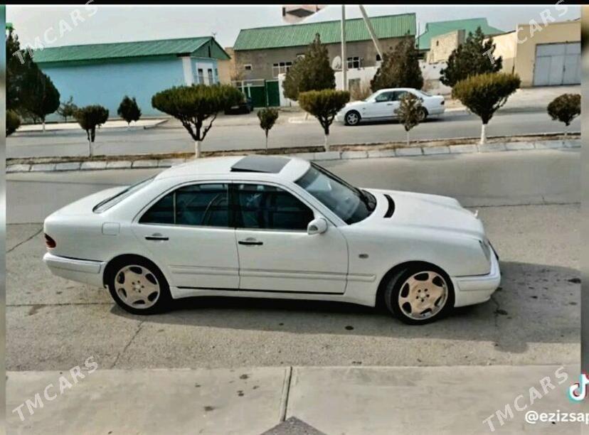 Mercedes-Benz E320 1999 - 130 000 TMT - Ашхабад - img 4