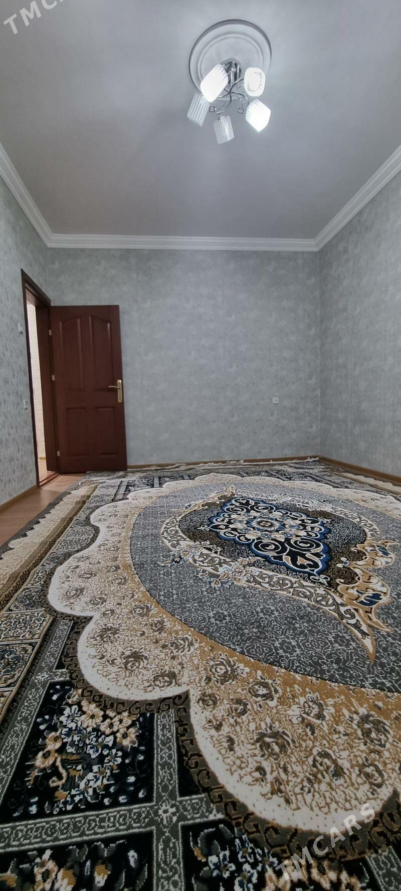 Jay - Parahat 7 - img 1