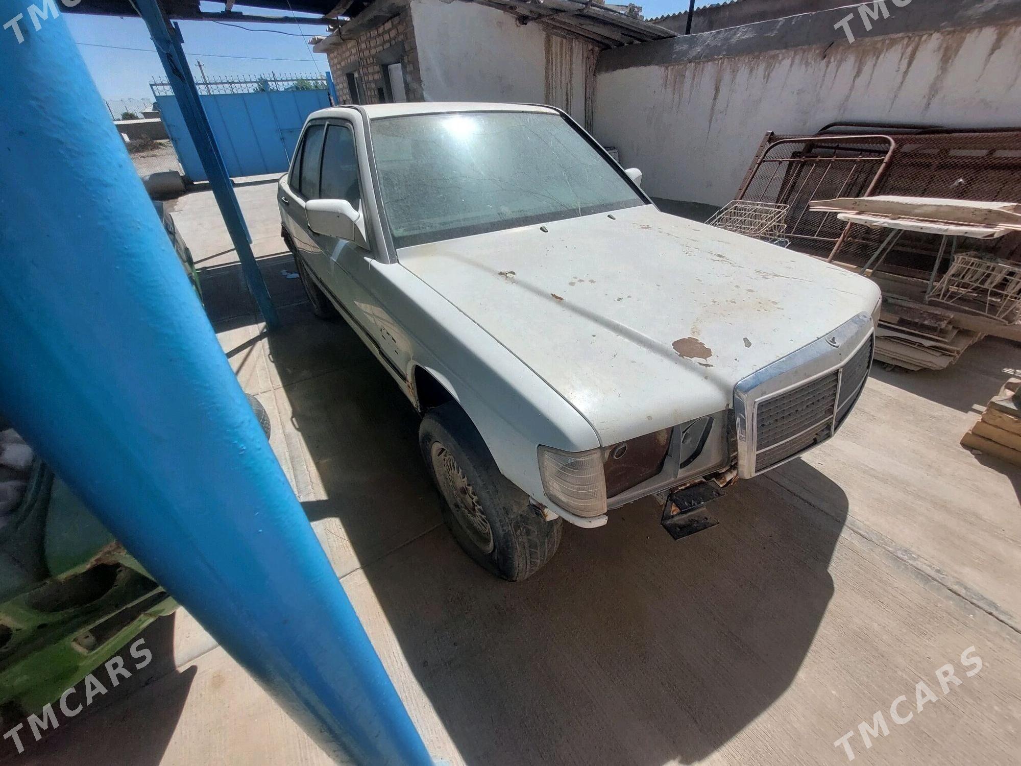 Mercedes-Benz 190E 1988 - 5 000 TMT - Теджен - img 2