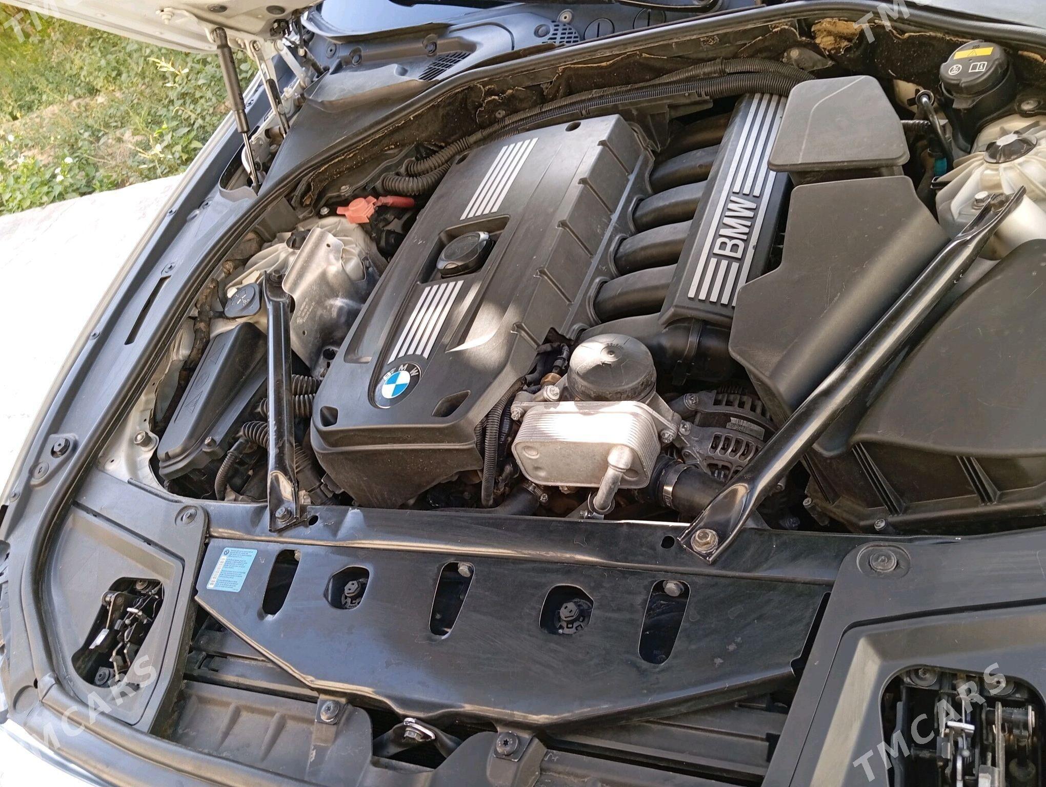BMW F10 2010 - 240 000 TMT - Мары - img 8