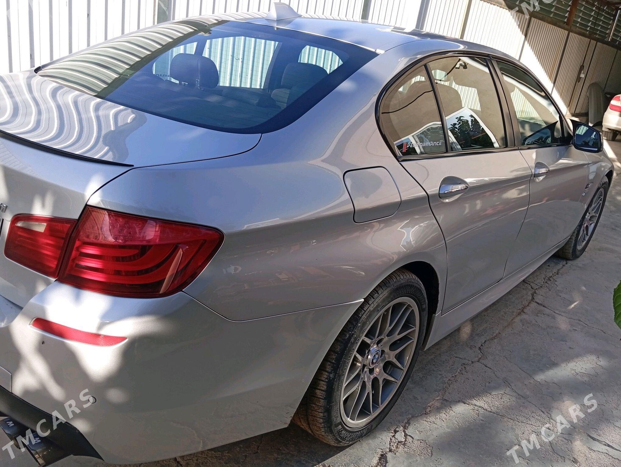 BMW F10 2010 - 240 000 TMT - Мары - img 5