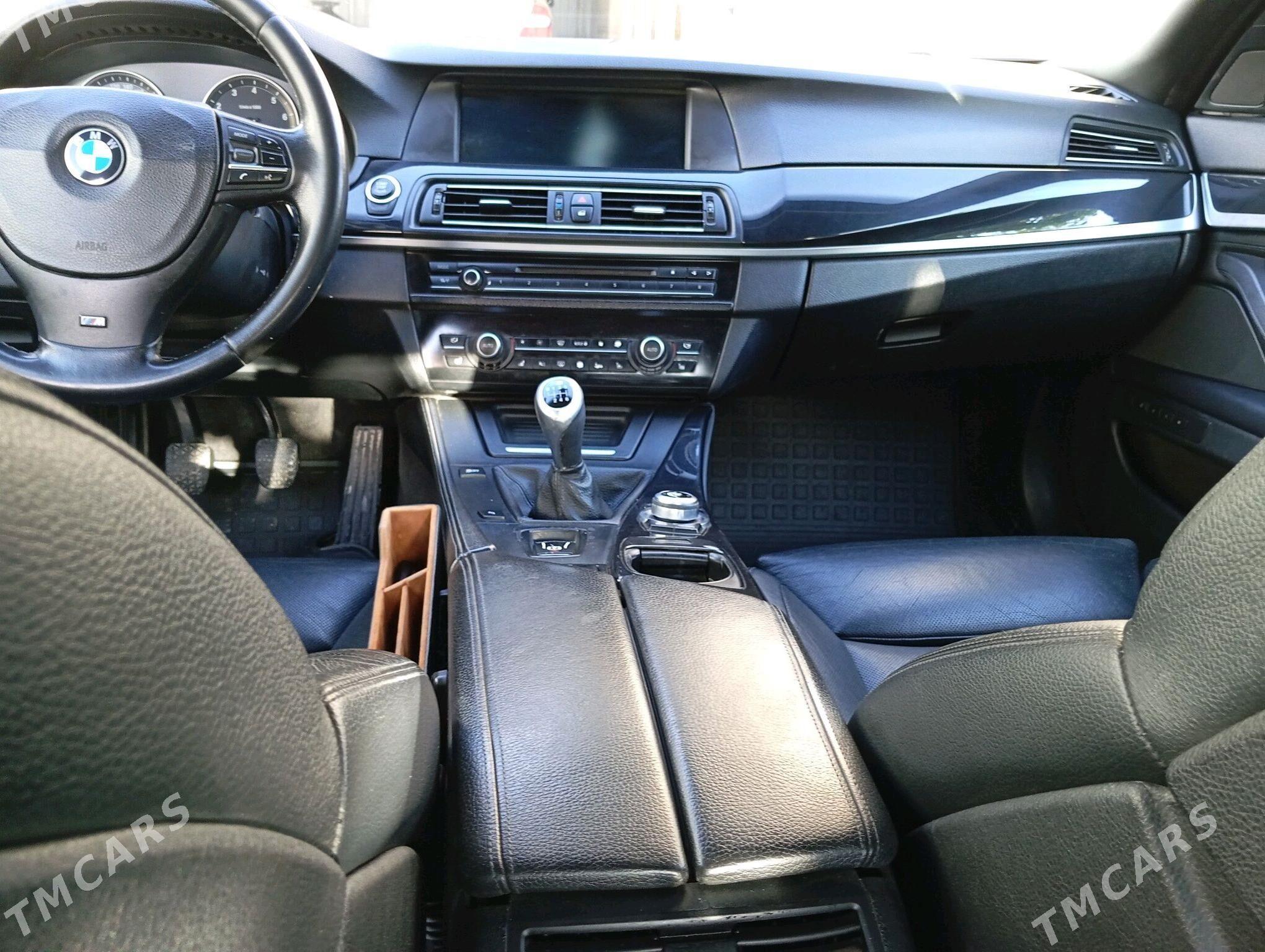 BMW F10 2010 - 240 000 TMT - Мары - img 9