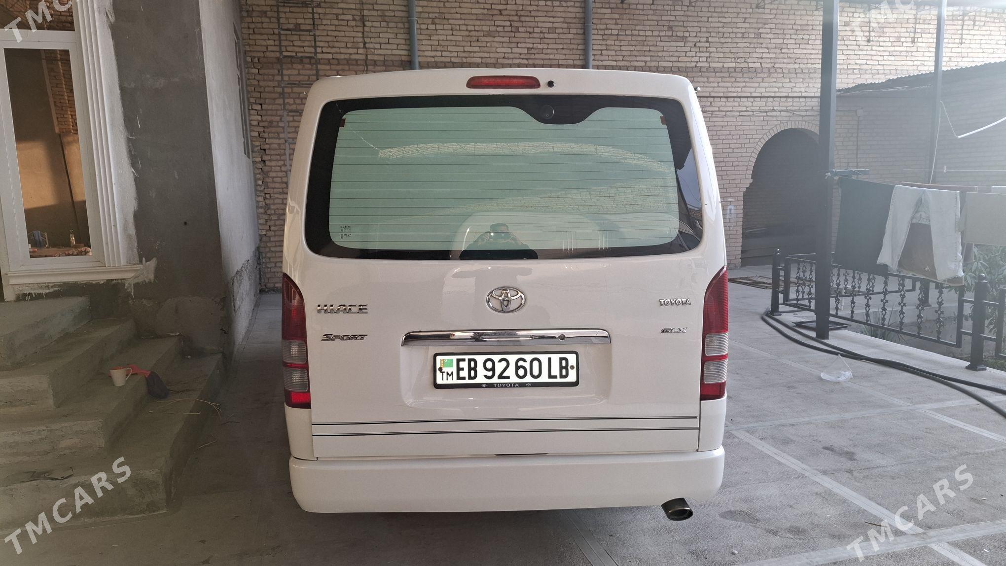 Toyota Hiace 2006 - 230 000 TMT - Туркменабат - img 4