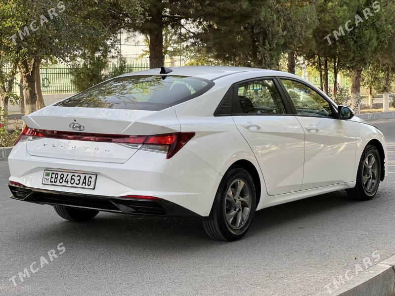Hyundai Elantra 2021 - 240 000 TMT - Бузмеин - img 4