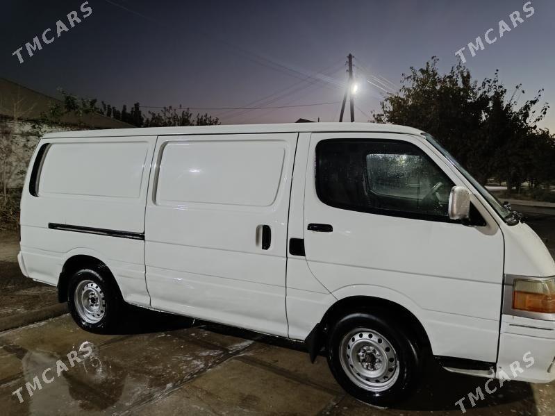 Toyota Hiace 2000 - 110 000 TMT - Мары - img 5