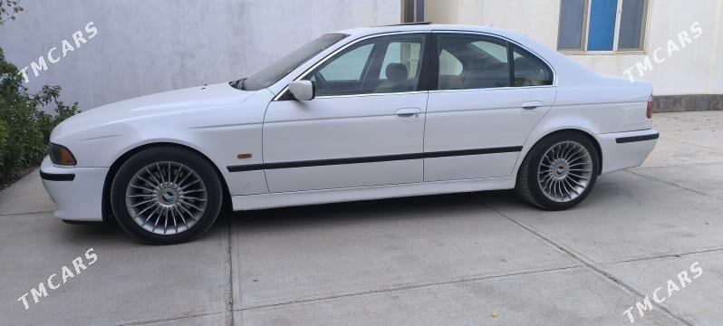 BMW E39 2002 - 120 000 TMT - Анев - img 1