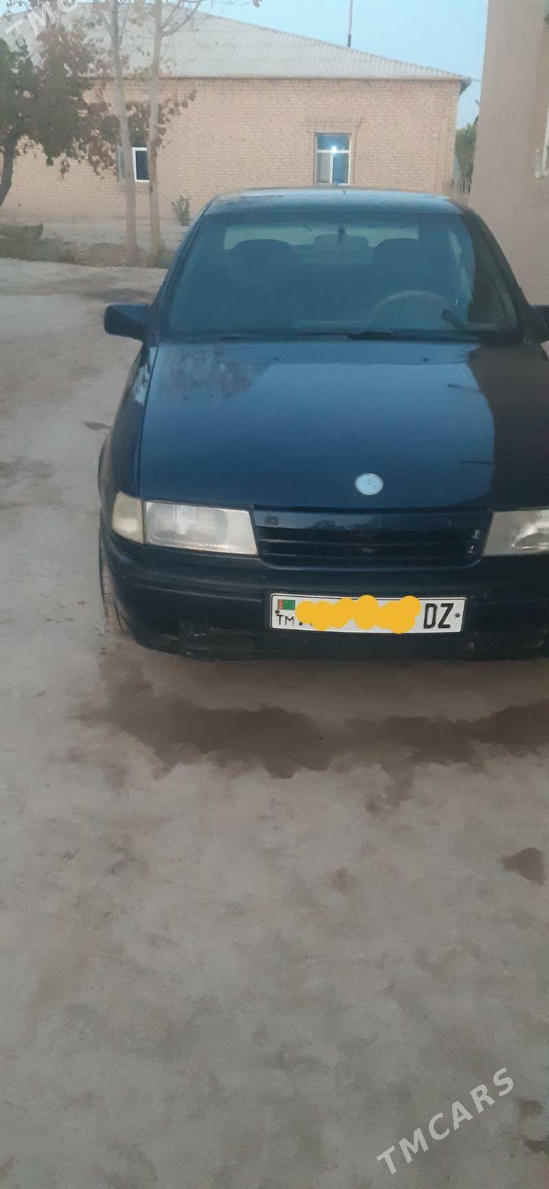 Opel Vectra 1992 - 40 000 TMT - Гороглы (Тагта) - img 2