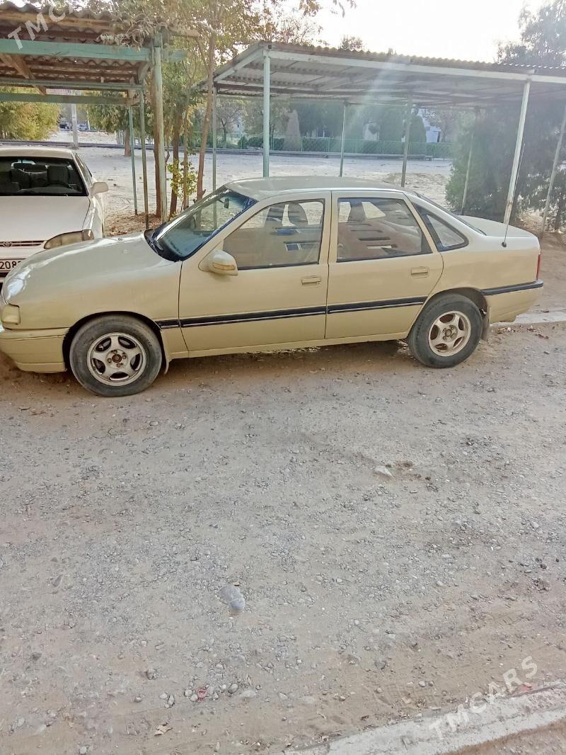 Opel Vectra 1989 - 30 000 TMT - Seýdi - img 3