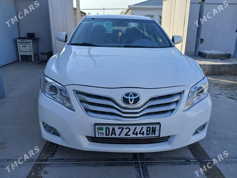 Toyota Camry 2010 - 175 000 TMT - Гызыларбат - img 1
