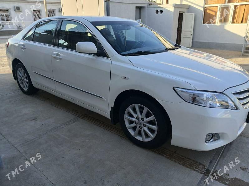 Toyota Camry 2010 - 175 000 TMT - Gyzylarbat - img 2