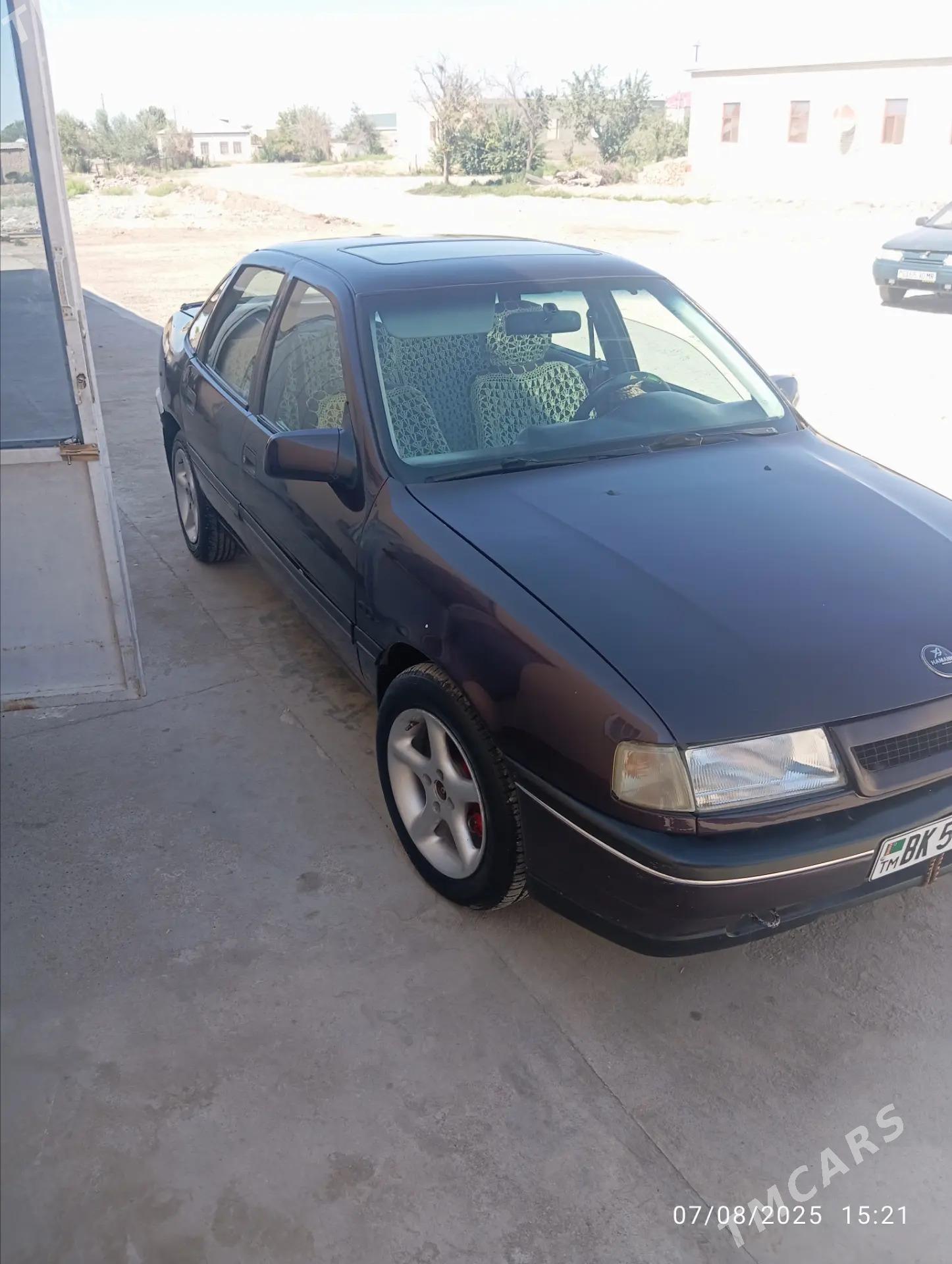 Opel Vectra 1992 - 33 000 TMT - Mary - img 1