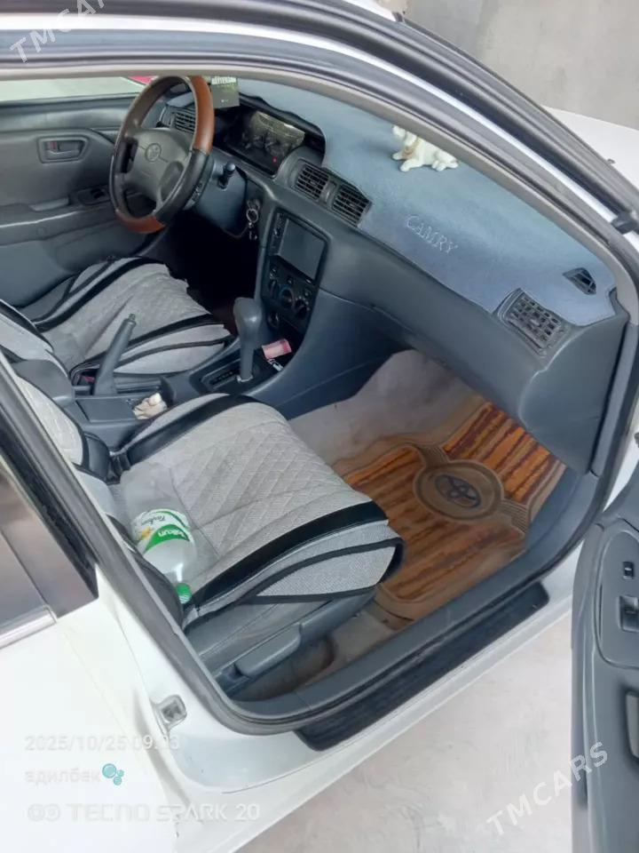 Toyota Camry 2001 - 170 000 TMT - Магданлы - img 7