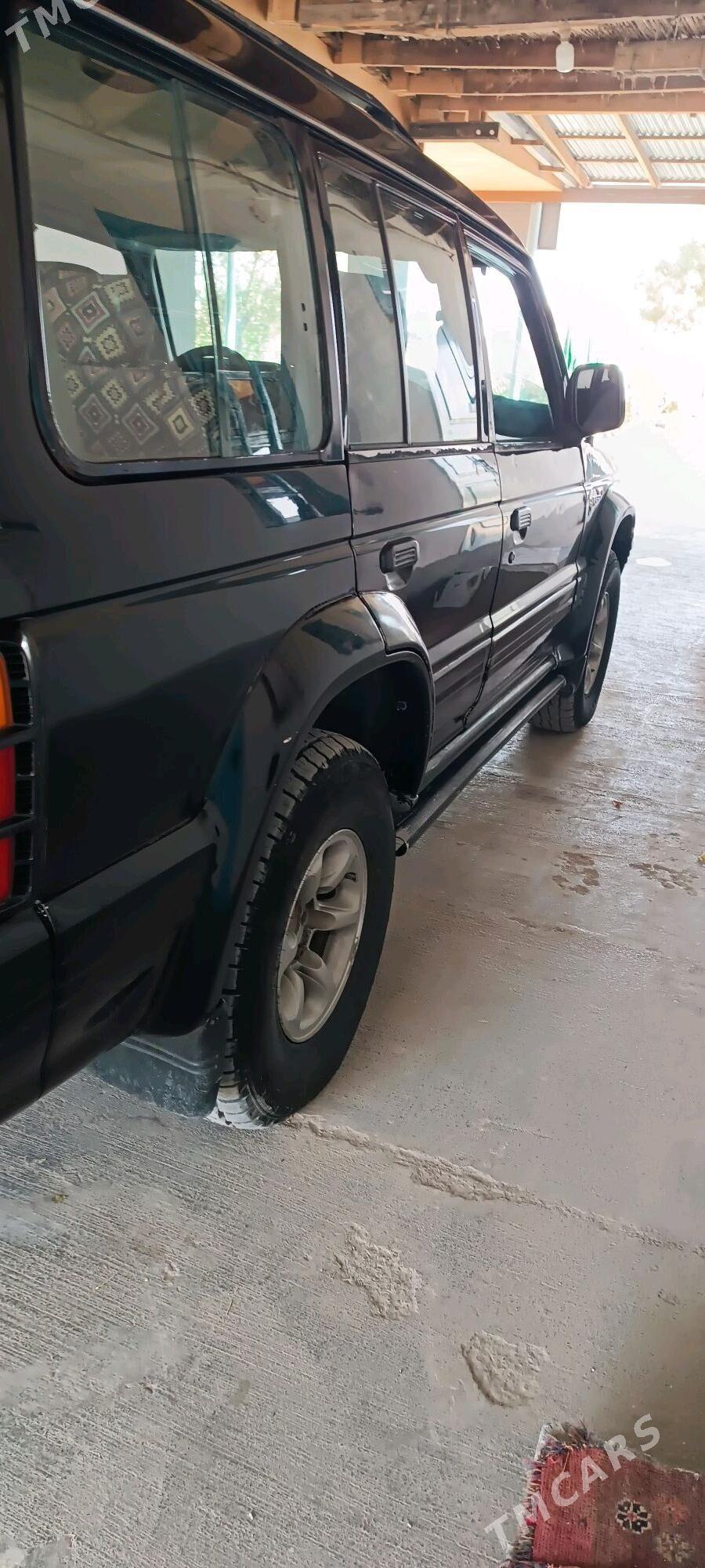 Mitsubishi Montero 1995 - 80 000 TMT - Койтендаг - img 4