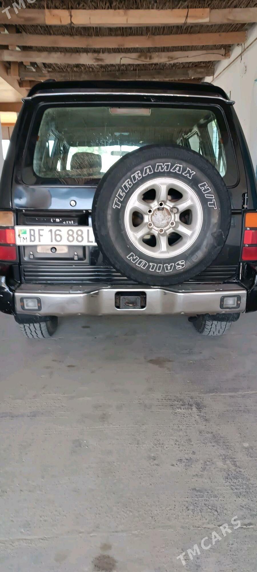 Mitsubishi Montero 1995 - 80 000 TMT - Койтендаг - img 3
