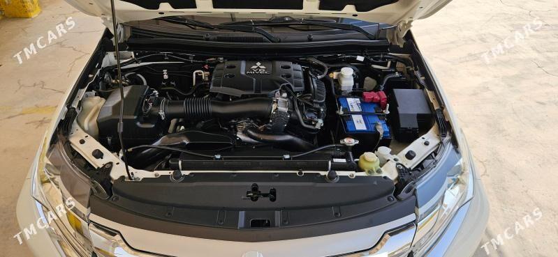 Mitsubishi Montero Sport 2019 - 369 000 TMT - Ашхабад - img 6