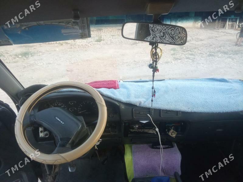 Toyota Hiace 1989 - 42 000 TMT - Байрамали - img 1