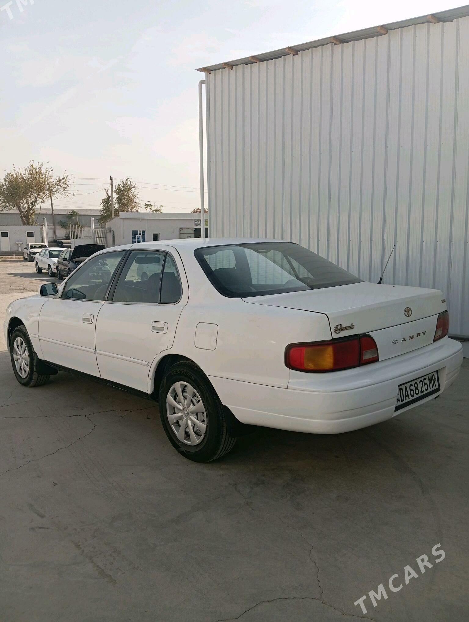 Toyota Camry 1995 - 70 000 TMT - Mary - img 4