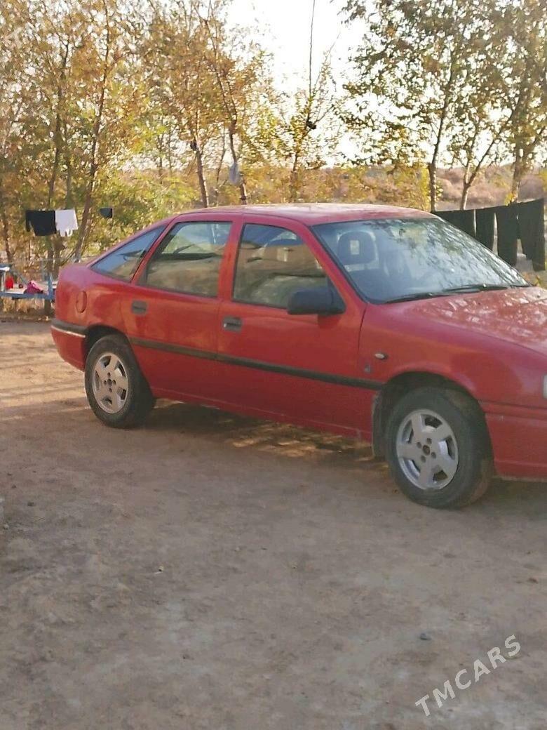 Opel Vectra 1993 - 30 000 TMT - Акдепе - img 2