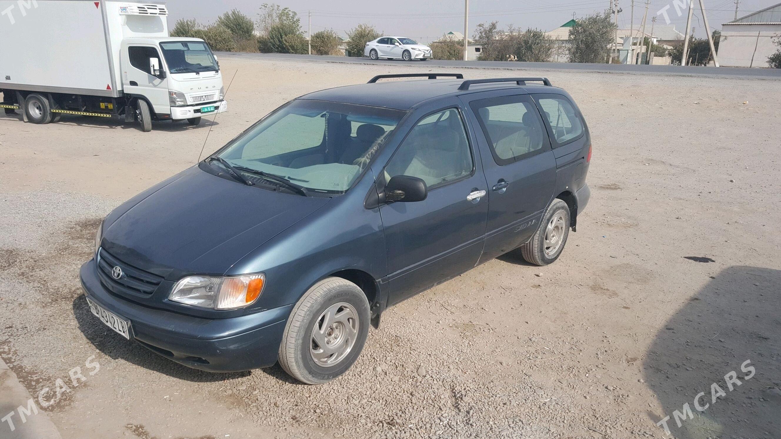 Toyota Sienna 2000 - 145 000 TMT - Койтендаг - img 2
