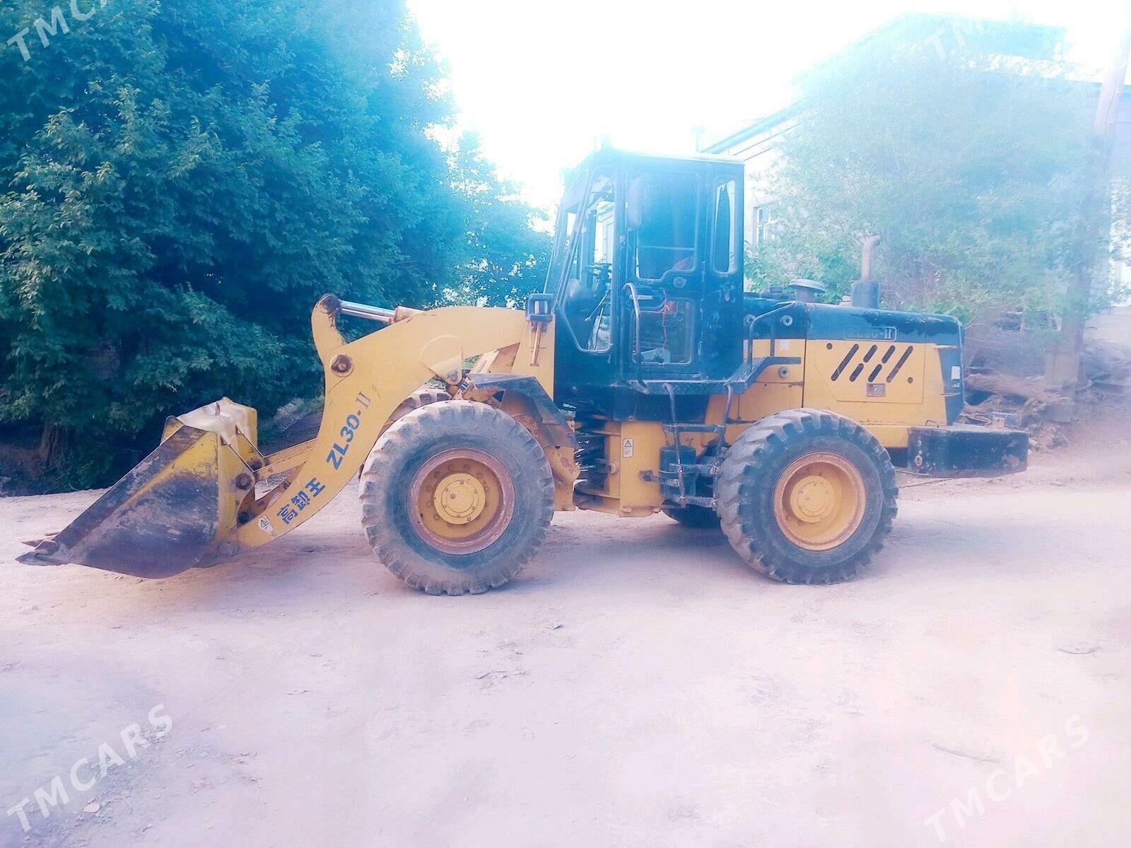 XCMG LW500F 2012 - 280 000 TMT - Гурбансолтан Едже - img 2