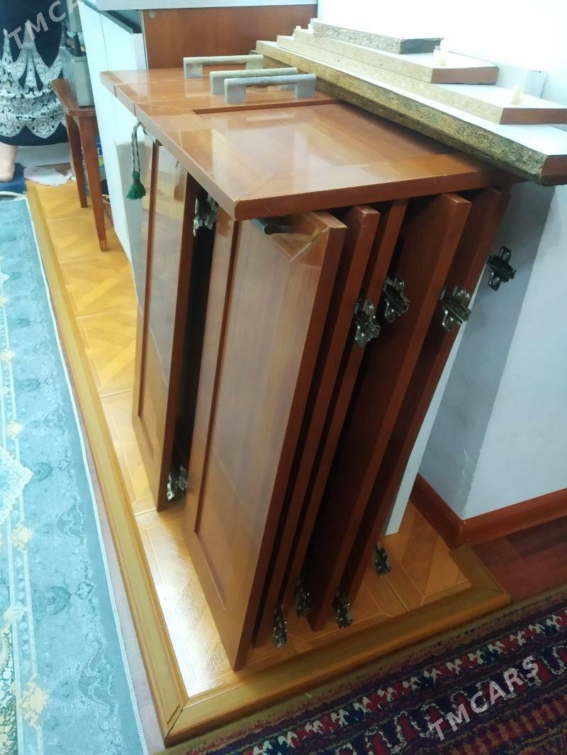 Kuhinni gapaklary - Balkanabat - img 1