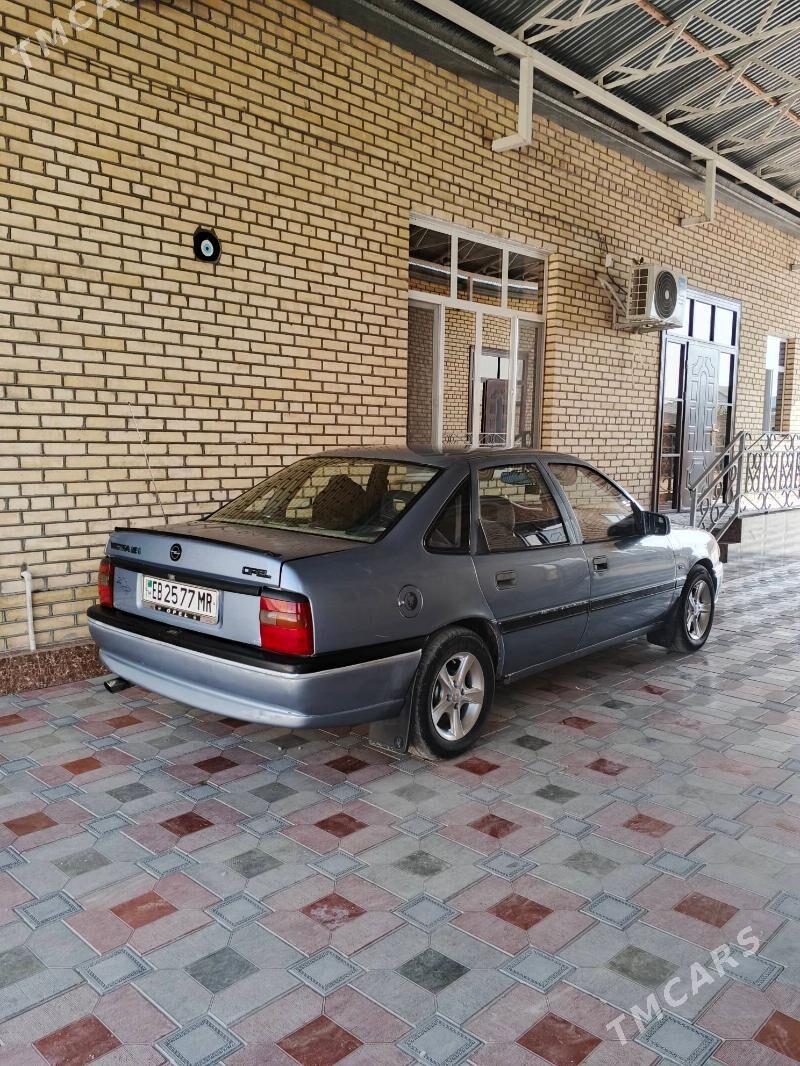 Opel Vectra 1991 - 45 000 TMT - Мары - img 1