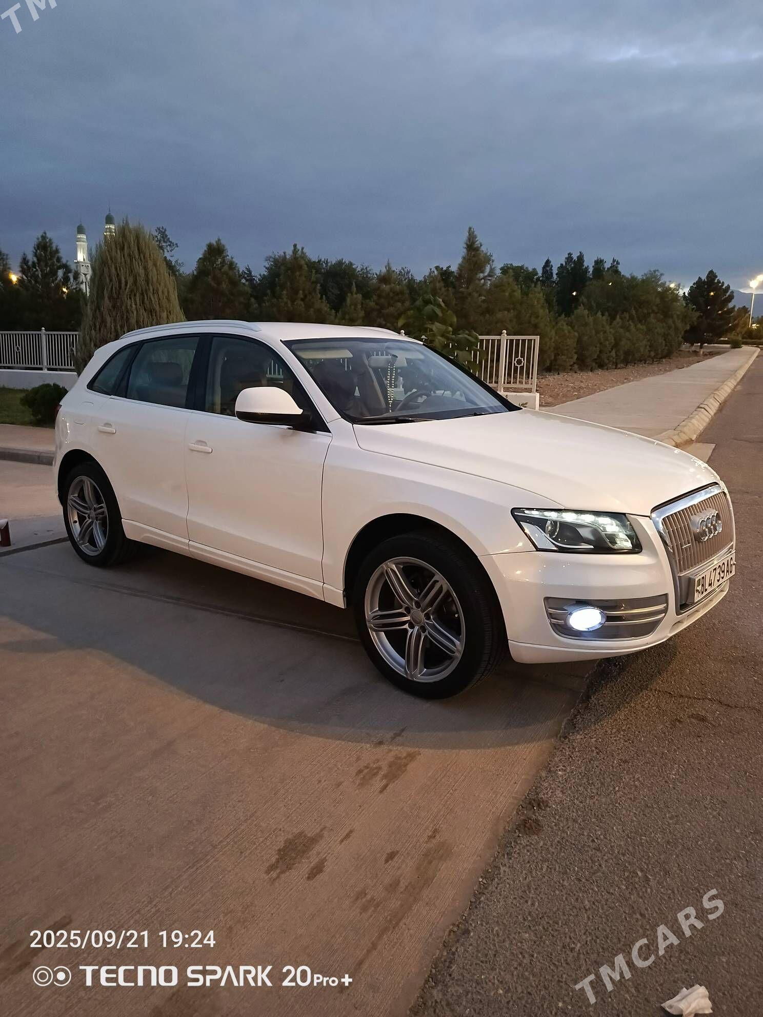 Audi Q5 2010 - 185 000 TMT - Кëши - img 4