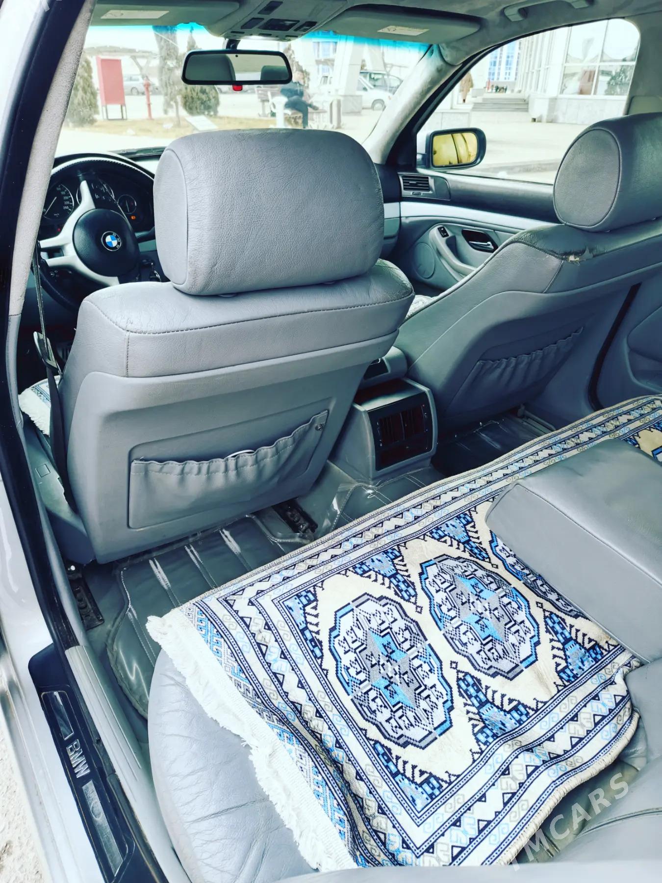 BMW E39 2003 - 125 000 TMT - Дашогуз - img 1