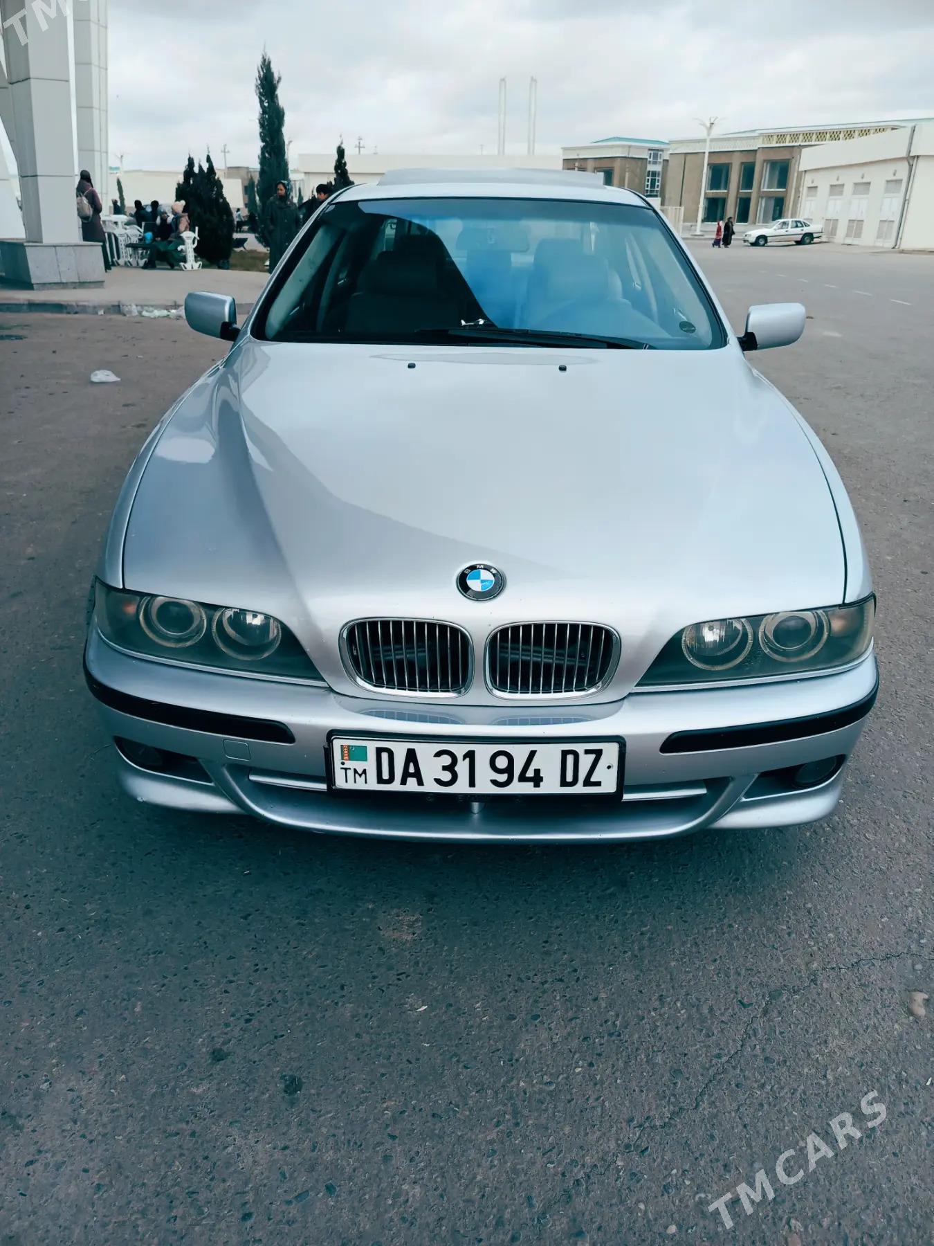 BMW E39 2003 - 125 000 TMT - Дашогуз - img 2