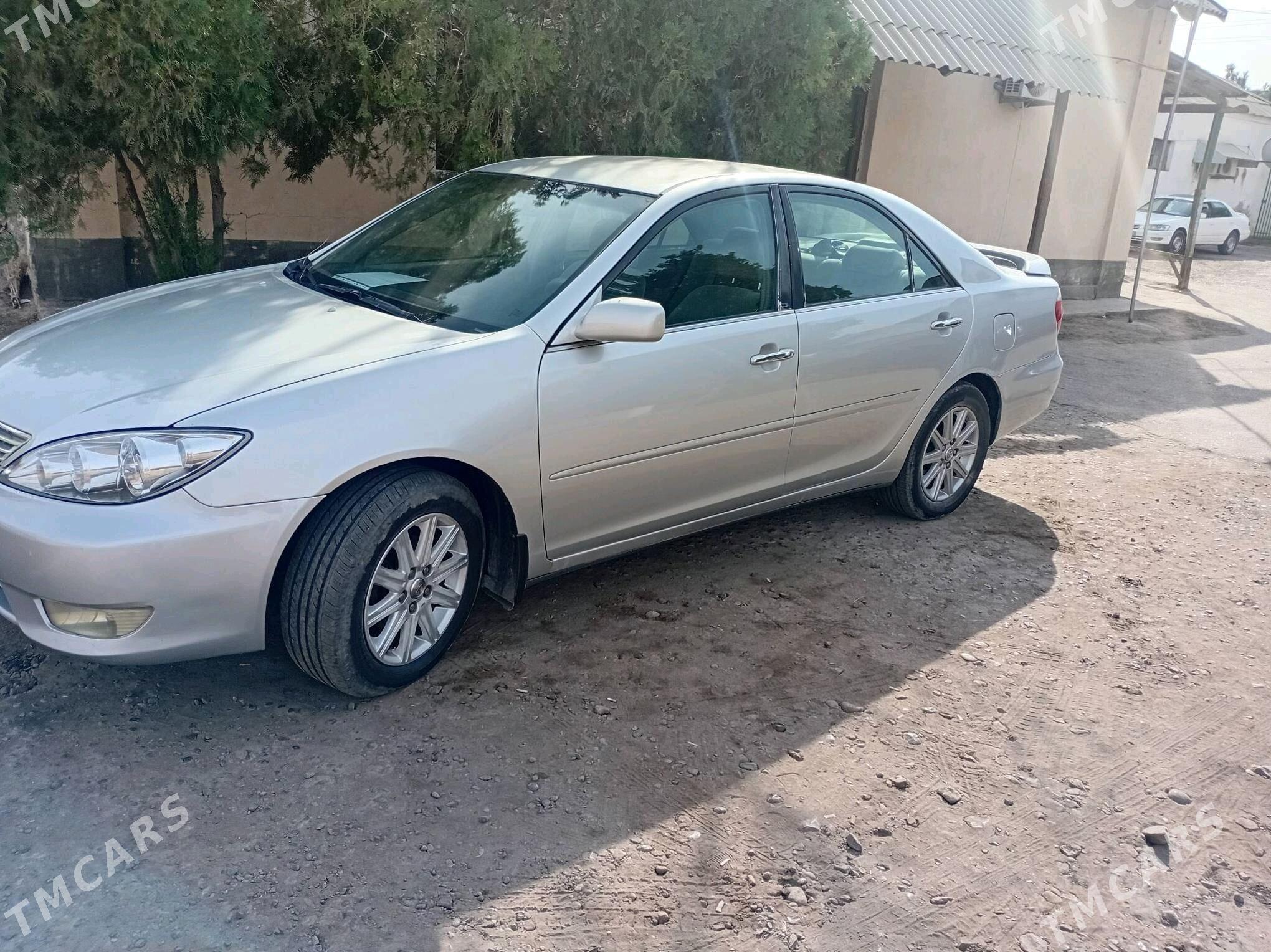 Toyota Camry 2003 - 185 000 TMT - Дянев - img 2