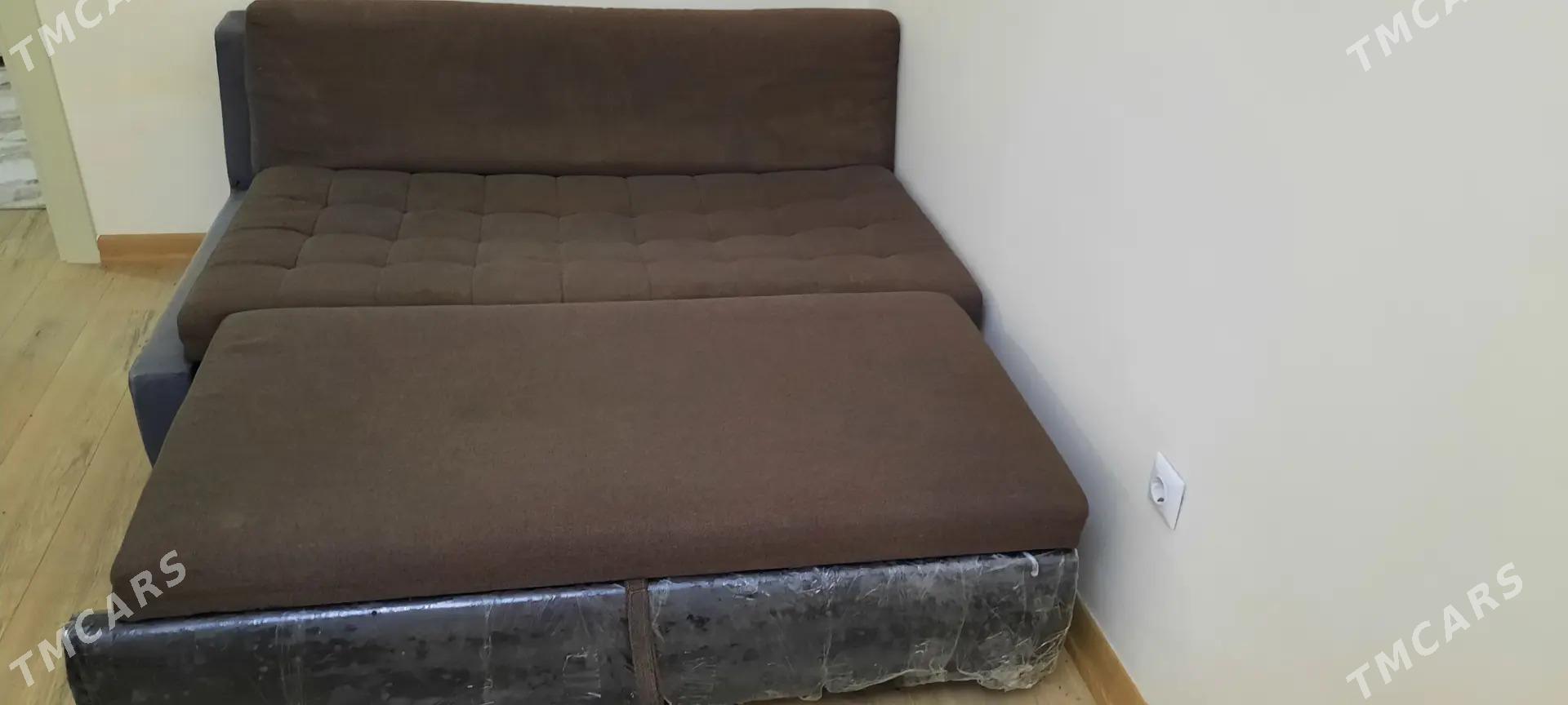 Диван - Туркменбаши - img 2