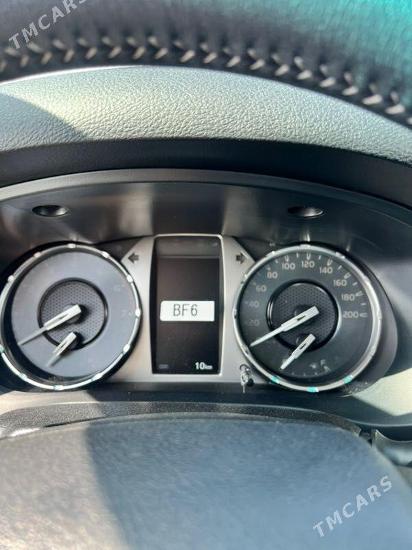 Toyota Hilux 2025 - 686 000 TMT - Aşgabat - img 5